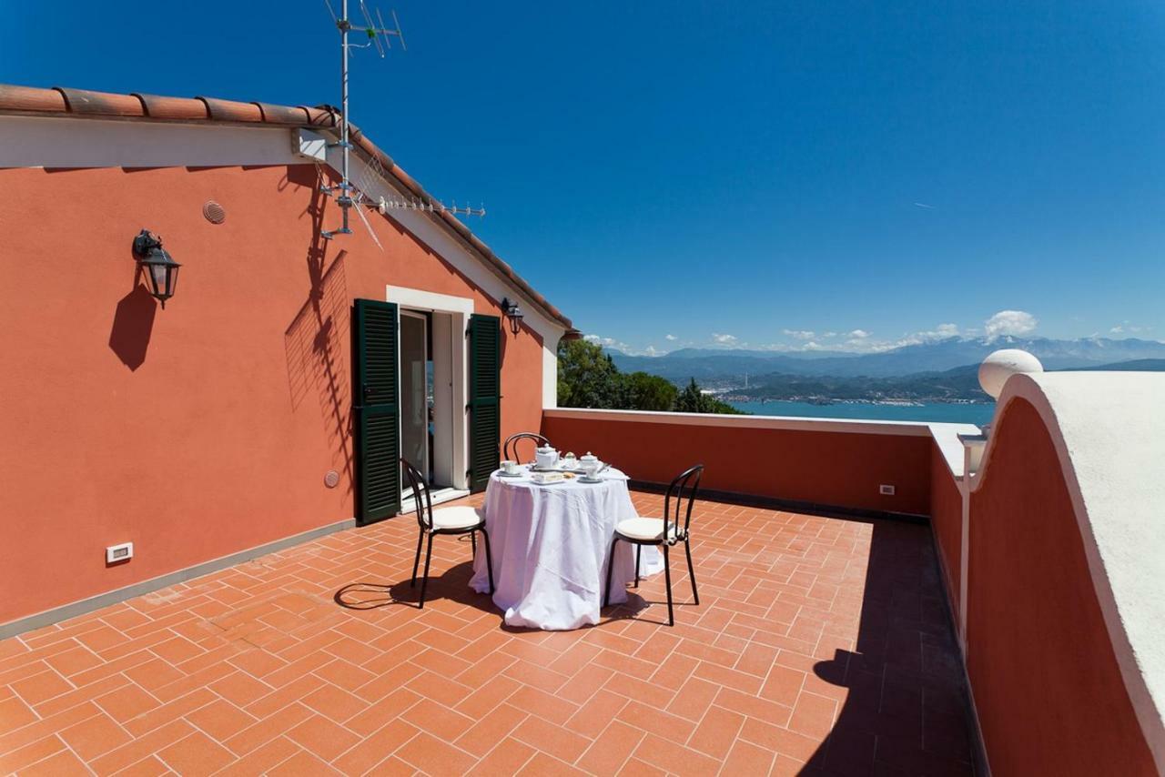 Villa Bellosguardo Apartments La Spezia Exterior photo